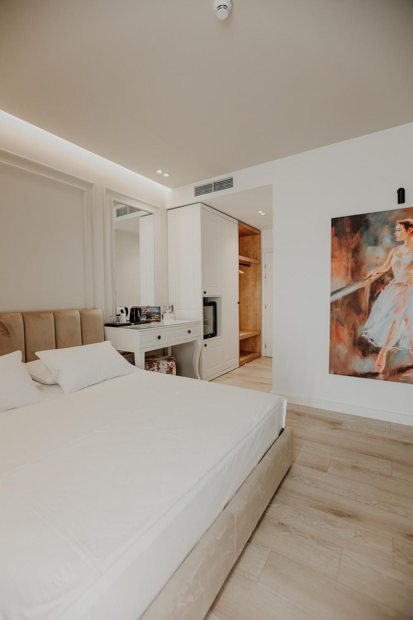 Seaside Hotel Vlore Exterior photo